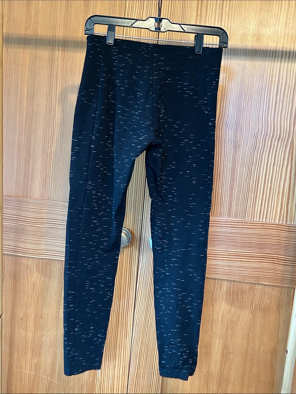 Lysse Black Heathered Pull-On Leggings - Picture 5 of 7